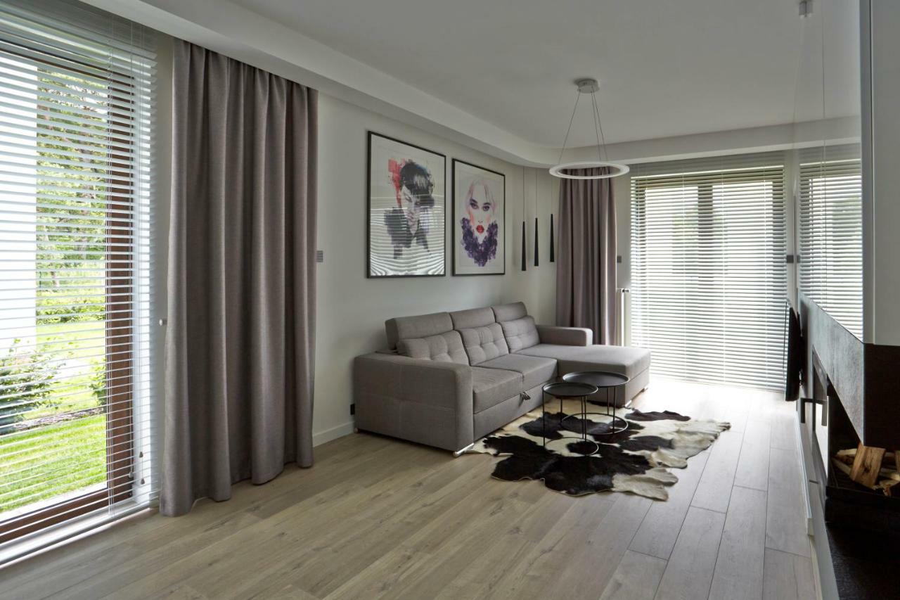 Apartament Baltica Z Ogrodkiem - W Ustronnym Miejscu Tuz Przy Plazy 洛格沃 外观 照片