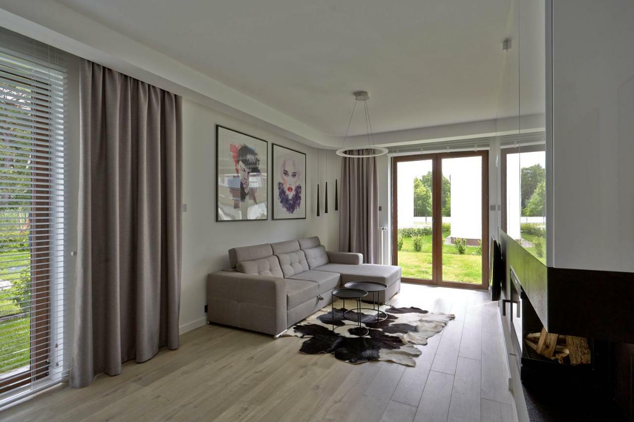 Apartament Baltica Z Ogrodkiem - W Ustronnym Miejscu Tuz Przy Plazy 洛格沃 外观 照片